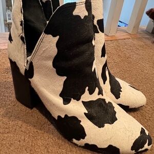 Steve Madden Cowhide boots
